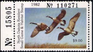 NORTH DAKOTA #1A 1982 STATE DUCK HUNTER TYPE VF NH PLT # by Richard Plassacheart