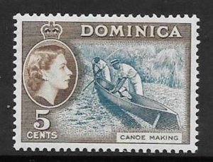 Dominica SG147 1957 5c luz azul y sepia marrón estampillada sin montar o nunca montada 