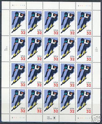 UNITED STATES 32C SKIING SHEET STAMPS MINT NH