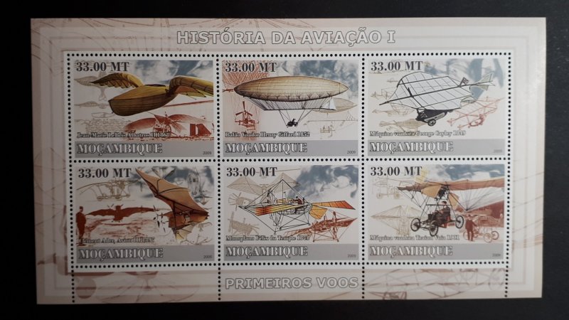 Airplanes - History of Aviation 1 - Mozambique 2009 - Complete SS + Bl ** MNH