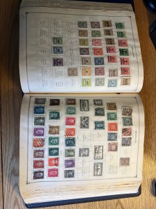 Scott International Postage Stamp Album Part I (1840-1940) 2,768 Stamps!