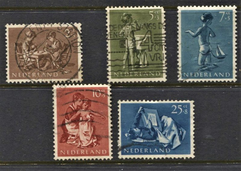 STAMP STATION PERTH Netherlands #B271-B275 Used CV$9.00