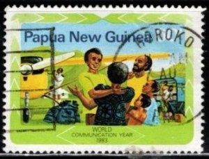 Papua New Guinea - #587 Communications - Family Reunion - Used