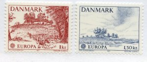 Denmark, Scott #600-01, Mint, Never Hinged complete set