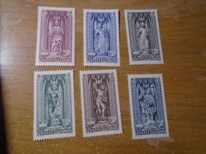 Austra  #  830-35   MNH