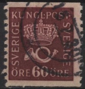 Sweden 148 (used) 60ö crown & posthorn, claret (1920)