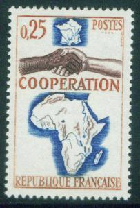 France Scott 1111 MNH** 1964 Map Africa cooperation stamp