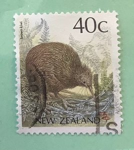 New Zealand 1988 Scott 923 used - 40c, Native bird,  Brown Kiwi