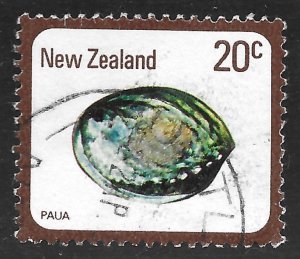 New Zealand #674 20c Sea Shells - Paua (Haliotis Iris)