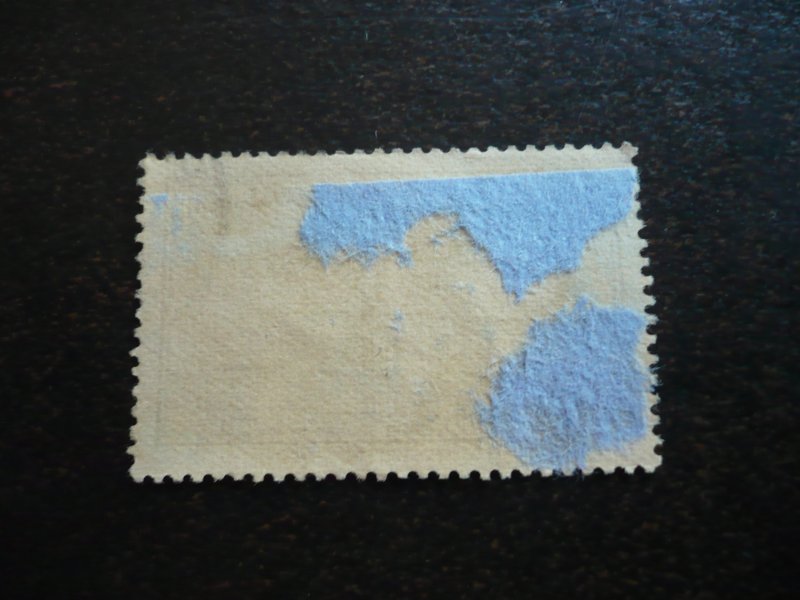 Stamps - France - Scott# 372 - Used Single Stamp