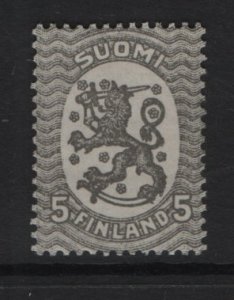 Finland  #84  MNH  1919  Arms  5p gray