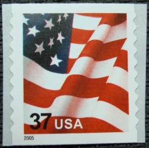 US #3633B MNH Coil Single, American Flag, SCV $3.50 