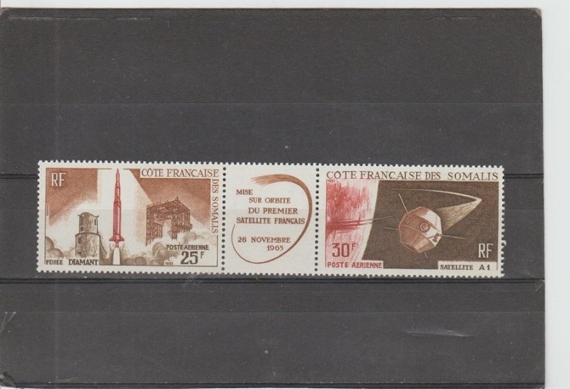 Somali Coast  Scott#  C40a  MNH Strip of 2 plus Label  (1966 French Satellite)