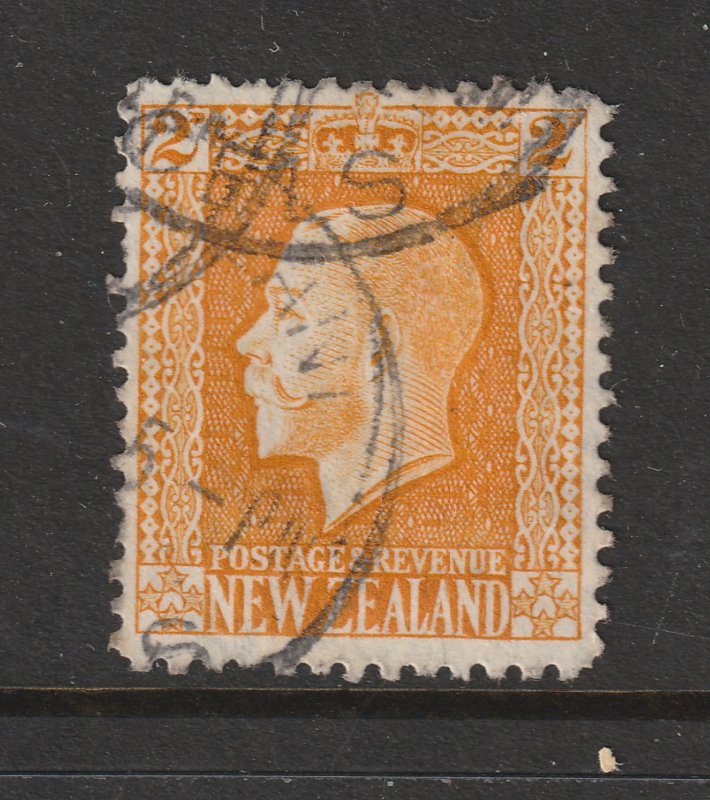 New Zealand a used 2d yellow recess perf 14