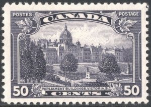 Canada SC#226 50¢ Parliament Buildings, Victoria, B. C. (1935) MNH