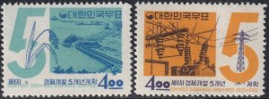 Sc# 400 / 401 Korea 1962-66 1st Five Year plan issues MNH CV $55.00 Stk #1