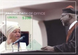 Liberia - 2006 -PRESIDENT SIRLEAF TAKING OATH OF OFFICE - Souvenir Sheet - MNH