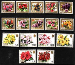 Niue-Sc#417-31A-unused NH QEII set-Flowers-1984-