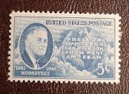 US Scott # 933; 5c FDR issue, 1945; Mint, NH, og VF centering