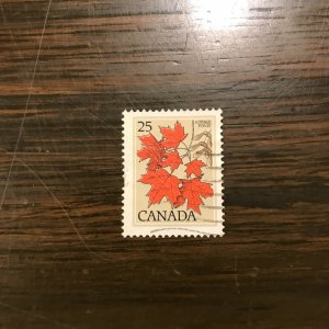 CANADA Scott 719 Used - 25¢ Maple (7) - NH, XF/Superb