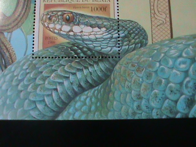​BENIN-1999-LOVELY-SNAKES-S/S  MNH-VF-HARD TO FIND-LAST ONE-WE SHIP TO WORLDWIDE