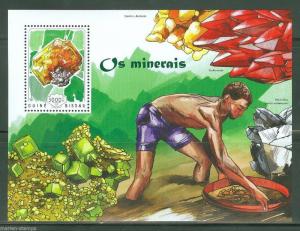 GUINEA BISSAU  2014  MINERALS   SOUVENIR  SHEET MINT  NH