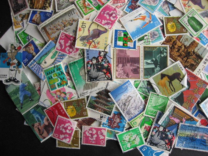 JAPAN colossal mixture (duplicates,mixed cond) 2,000 35% comems,65% defins 