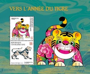 Central Africa - 2021 Year of the Tiger - 2 Stamp Souvenir Sheet - CA210728c2
