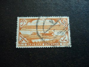 Stamps - Pakistan - Scott# 72 - Used Part Set of 1 Stamp