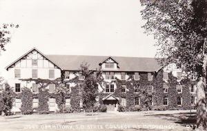 1943 G.I. POSTCARD - BROOKINGS S.D. STATE COLLEGE DORM