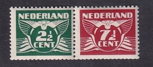 Netherlands   #243r  MNH   1941    gull    2 1/2 + 7 1/2 ct    pair