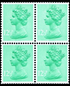 GB 1983 12.5p pastel green - SGX898Ev Block of 4 - Star on back (Type 2)