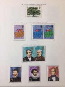 Great Britain 1970/74 MNH (120+) on 18 Pages Regionals Definitives AB3008