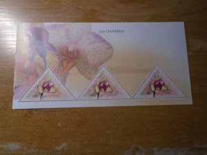 Guinea    MNH   Flowers