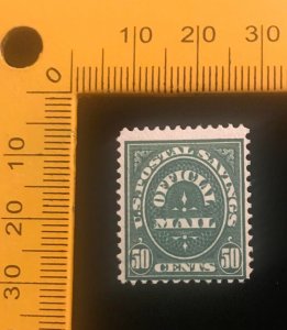 O122 Mint Hinged Full O.G., Scott CV $175