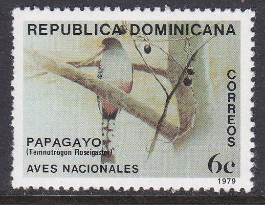 Dominican Republic #821 single F-VF Mint NH ** Papagayo