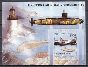 Guinea Bissau, Mi cat. 3165, BL525 A. Submarine & Lighthouse s/sheet.