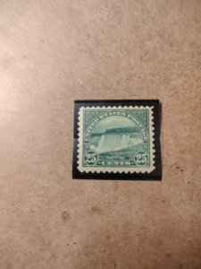 (3305) United States #568