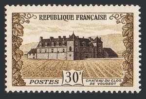 France 670, MNH. Michel 932. Chateau de Clos, Vougeot, 1951.