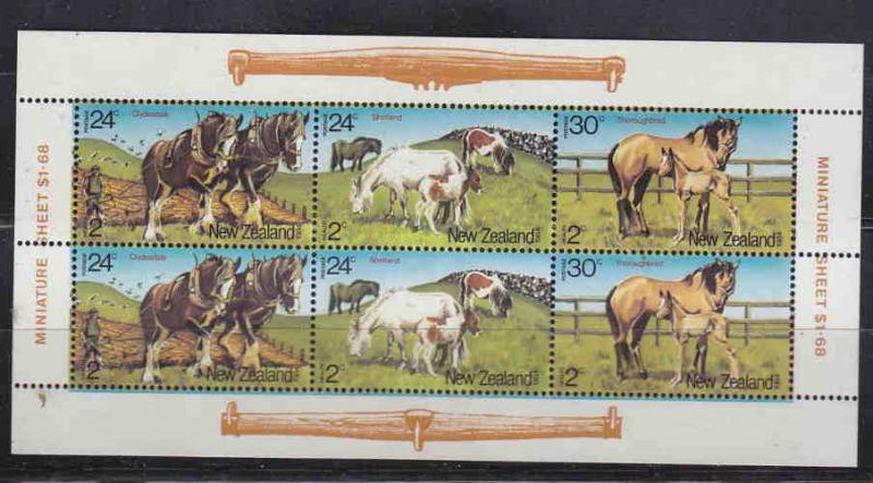 NEW ZEALAND HORSES SHEETLET MNH AAD8482