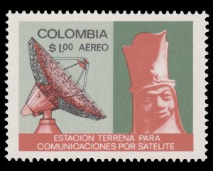 COLOMBIA AIRMAIL STAMP 1970. SCOTT # C526. UNUSED.