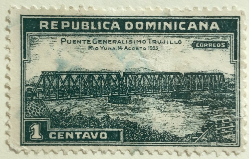 AlexStamps DOMINICAN REPUBLIC #293 VF Used 