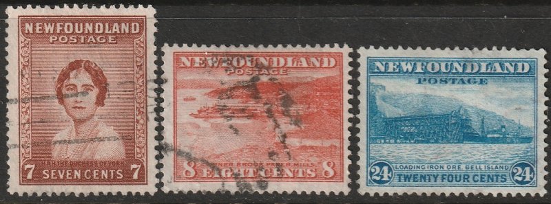 Newfoundland 208-210 U