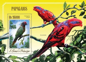 SAO TOME - 2014 - Parrots - Perf Souv Sheet - Mint Never Hinged