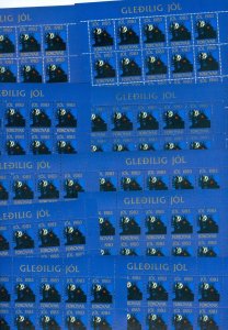 Faroe Islands. 1983. 10 Sheet, Christmas Seal. Mnh. 2 Diff. Perf. House & Moon.