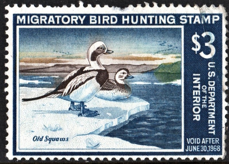 RW34 $3.00 Old Squaw Ducks Stamp (1967) Unsigned/No Gum