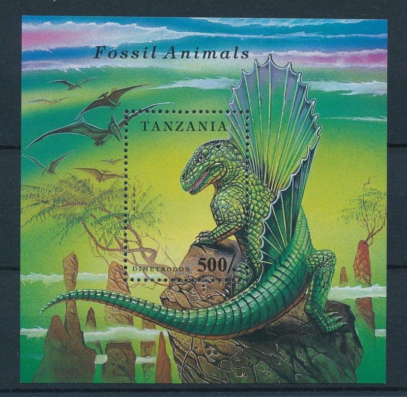 [26441] Tanzania 1994 Pre Historic Animals Dinosaurs MNH  Souvenir Sheet