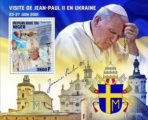 NIGER - 2022 - Pope John Paul II in Ukraine- Perf Souv Sheet - Mint Never Hinged
