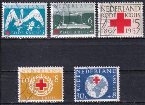 Netherlands 1957 Red Cross Mi. 699 /703 Used