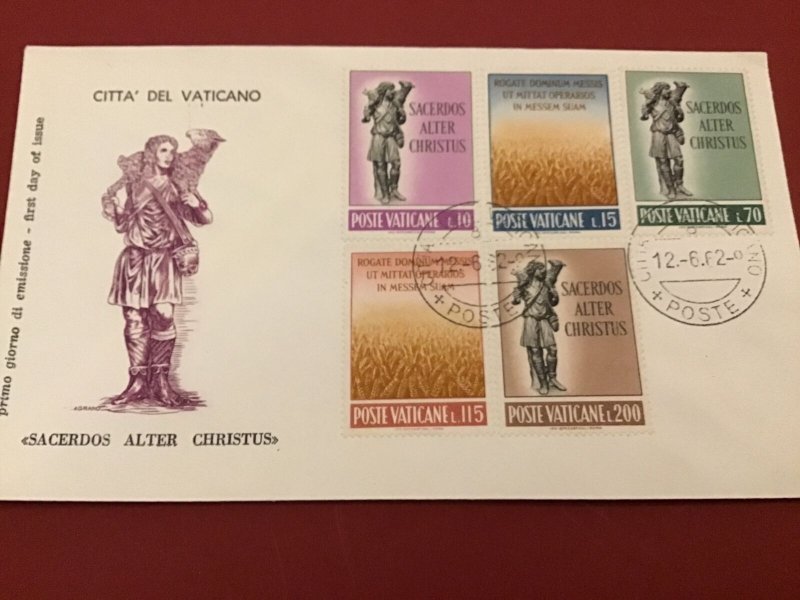 Vatican 1962 Sacerdos Alter Christus  Postal Cover R42317 